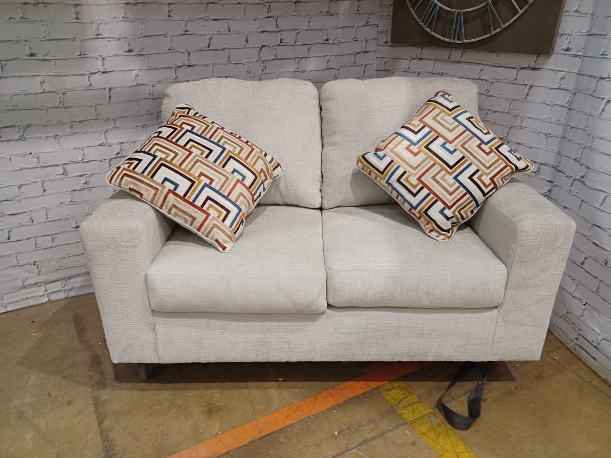 Aviemore Loveseat - Stone - Gallery Image 8